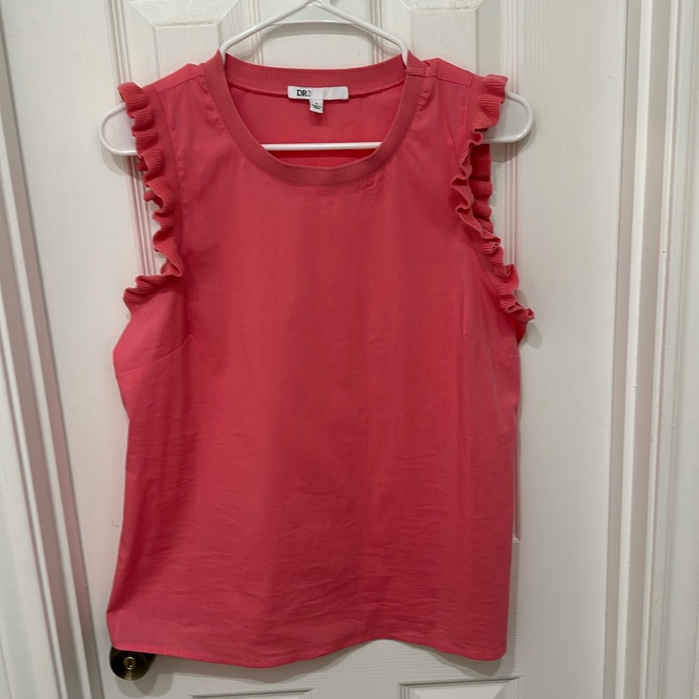 DR2 ruffled sleeve tank